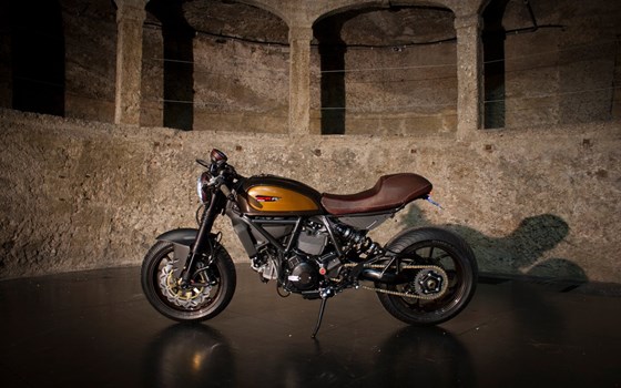 Umgebautes Motorrad Ducati Scrambler Icon von Braunbart Heribert Kilian GmbH - DUCATI SALZBURG - Bild 1 Umgebautes Motorrad Ducati Scrambler Icon von Braunbart Heribert Kilian GmbH - DUCATI SALZBURG - Bild 1