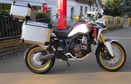 Honda CRF1000L Africa Twin Custom Bike Honda CRF1000L Africa Twin Custom Bike