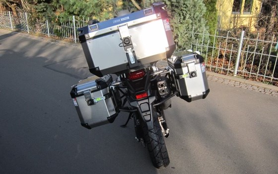 Umgebautes Motorrad Honda CRF1000L Africa Twin von Zweiradtechnik Jörg Schlieter - Bild 10 Umgebautes Motorrad Honda CRF1000L Africa Twin von Zweiradtechnik Jörg Schlieter - Bild 10