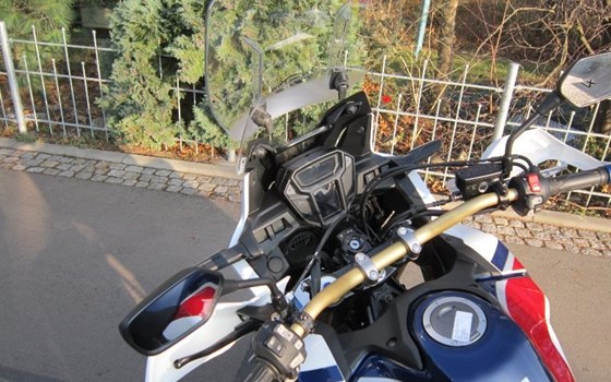 Umgebautes Motorrad Honda CRF1000L Africa Twin von Zweiradtechnik Jörg Schlieter - Bild 11 Umgebautes Motorrad Honda CRF1000L Africa Twin von Zweiradtechnik Jörg Schlieter - Bild 11
