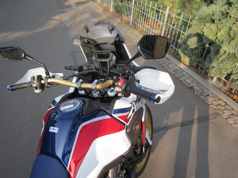 Details of the dealer's custom bike Honda CRF1000L Africa Twin