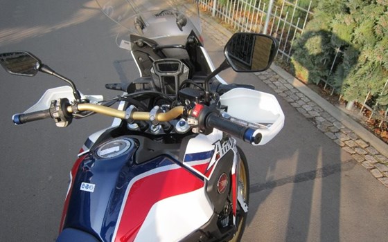 Umgebautes Motorrad Honda CRF1000L Africa Twin von Zweiradtechnik Jörg Schlieter - Bild 12 Umgebautes Motorrad Honda CRF1000L Africa Twin von Zweiradtechnik Jörg Schlieter - Bild 12