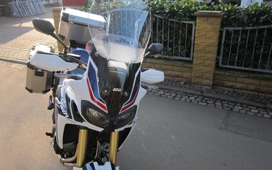 Umgebautes Motorrad Honda CRF1000L Africa Twin von Zweiradtechnik Jörg Schlieter - Bild 3 Umgebautes Motorrad Honda CRF1000L Africa Twin von Zweiradtechnik Jörg Schlieter - Bild 3