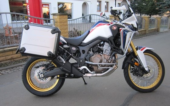 Umgebautes Motorrad Honda CRF1000L Africa Twin von Zweiradtechnik Jörg Schlieter - Bild 1 Umgebautes Motorrad Honda CRF1000L Africa Twin von Zweiradtechnik Jörg Schlieter - Bild 1