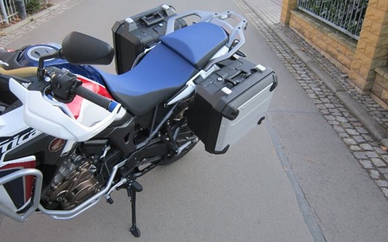 Umgebautes Motorrad Honda CRF1000L Africa Twin von Zweiradtechnik Jörg Schlieter - Bild 6 Umgebautes Motorrad Honda CRF1000L Africa Twin von Zweiradtechnik Jörg Schlieter - Bild 6