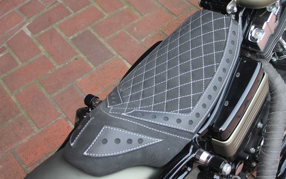 Umgebautes Motorrad Harley-Davidson Dyna Low Rider FXDL von X-Trem Custombikes - Bild 11 Umgebautes Motorrad Harley-Davidson Dyna Low Rider FXDL von X-Trem Custombikes - Bild 11