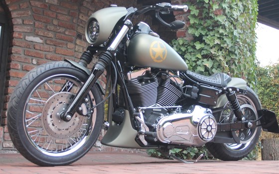 Umgebautes Motorrad Harley-Davidson Dyna Low Rider FXDL von X-Trem Custombikes - Bild 19 Umgebautes Motorrad Harley-Davidson Dyna Low Rider FXDL von X-Trem Custombikes - Bild 19