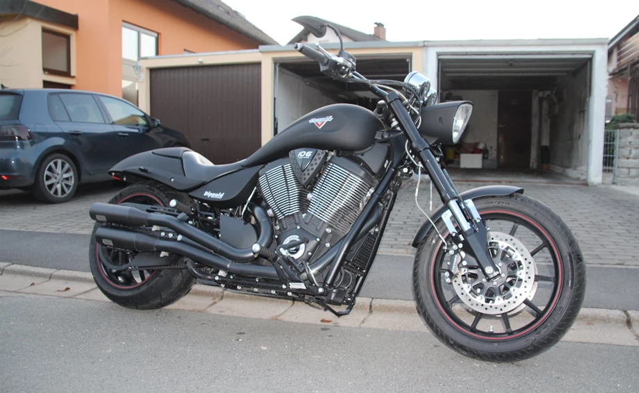 Umbgebautes Motorrad Victory Hammer S Bild 1: Umbgebautes Motorrad Victory Hammer S