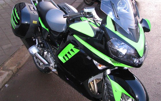 Umgebautes Motorrad Kawasaki GTR 1400 von Motorradsport Schadenberg GbR - Bild 4 Umgebautes Motorrad Kawasaki GTR 1400 von Motorradsport Schadenberg GbR - Bild 4