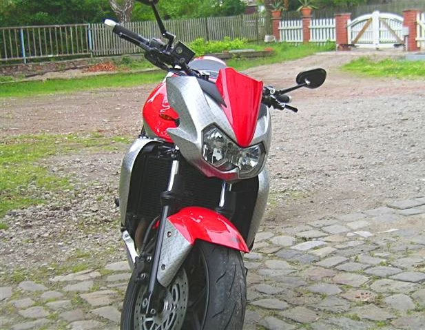 Umbgebautes Motorrad Kawasaki Z 750 Bild 1: Umbgebautes Motorrad Kawasaki Z 750