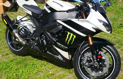 Kawasaki Ninja ZX-10R Custom Bike Kawasaki Ninja ZX-10R Custom Bike