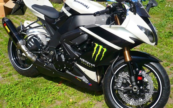 Umgebautes Motorrad Kawasaki Ninja ZX-10R von Motorradsport Schadenberg GbR - Bild 1 Umgebautes Motorrad Kawasaki Ninja ZX-10R von Motorradsport Schadenberg GbR - Bild 1