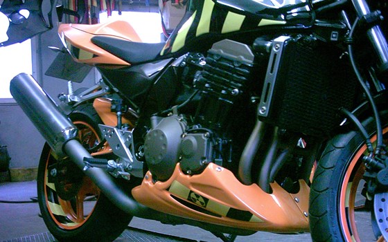 Umgebautes Motorrad Kawasaki Z 750 von Motorradsport Schadenberg GbR - Bild 2 Umgebautes Motorrad Kawasaki Z 750 von Motorradsport Schadenberg GbR - Bild 2