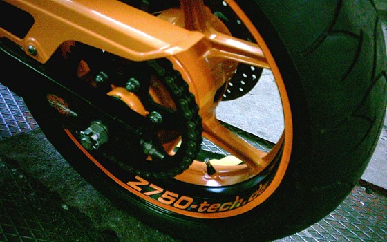 Umgebautes Motorrad Kawasaki Z 750 von Motorradsport Schadenberg GbR - Bild 3 Umgebautes Motorrad Kawasaki Z 750 von Motorradsport Schadenberg GbR - Bild 3