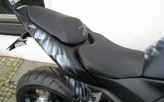 Umgebautes Motorrad Kawasaki Z1000 von Motorradsport Schadenberg GbR - Bild 7 Umgebautes Motorrad Kawasaki Z1000 von Motorradsport Schadenberg GbR - Bild 7
