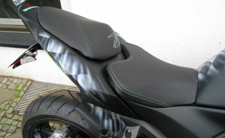 Umbgebautes Motorrad Kawasaki Z1000 Bild 7: Umbgebautes Motorrad Kawasaki Z1000