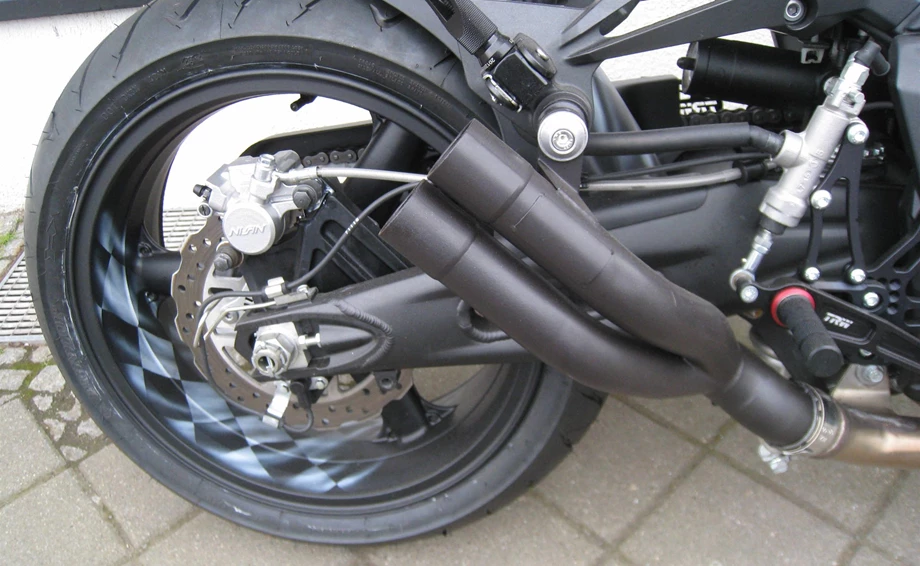 Umbgebautes Motorrad Kawasaki Z1000 Bild 8: Umbgebautes Motorrad Kawasaki Z1000