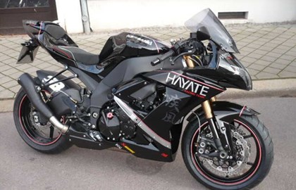 Kawasaki Ninja ZX-10R Custom Bike Kawasaki Ninja ZX-10R Custom Bike
