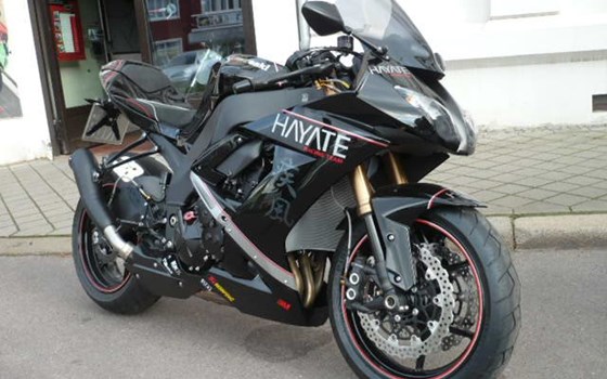 Umgebautes Motorrad Kawasaki Ninja ZX-10R von Motorradsport Schadenberg GbR - Bild 6 Umgebautes Motorrad Kawasaki Ninja ZX-10R von Motorradsport Schadenberg GbR - Bild 6