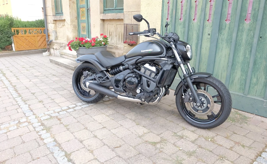 Umbgebautes Motorrad Kawasaki Vulcan S Bild 1: Umbgebautes Motorrad Kawasaki Vulcan S