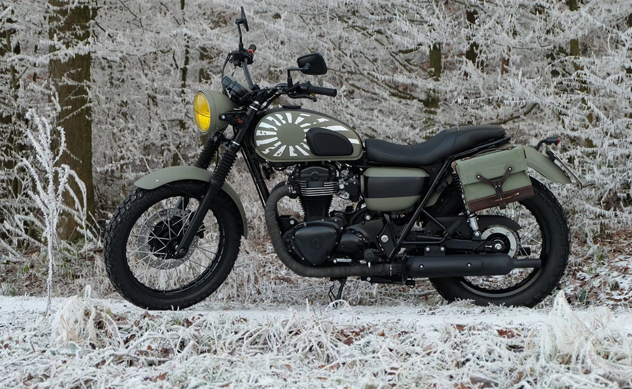 Umbgebautes Motorrad Kawasaki W800 Bild 6: Umbgebautes Motorrad Kawasaki W800