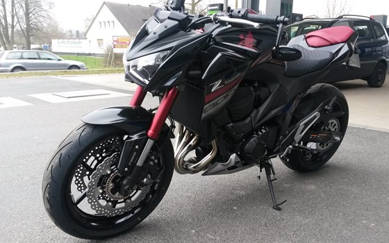Umgebautes Motorrad Kawasaki Z 800 von Die Motorradwerkstatt O. Weikum - Bild 4 Umgebautes Motorrad Kawasaki Z 800 von Die Motorradwerkstatt O. Weikum - Bild 4