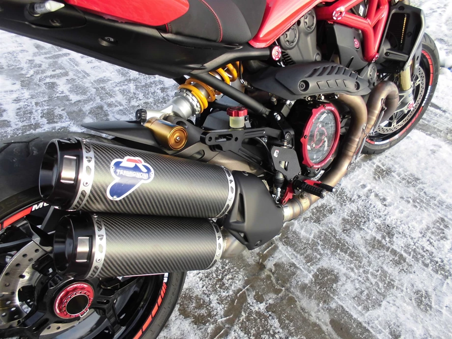 Umbgebautes Motorrad Ducati Monster 1200 S Bild 4: Umbgebautes Motorrad Ducati Monster 1200 S