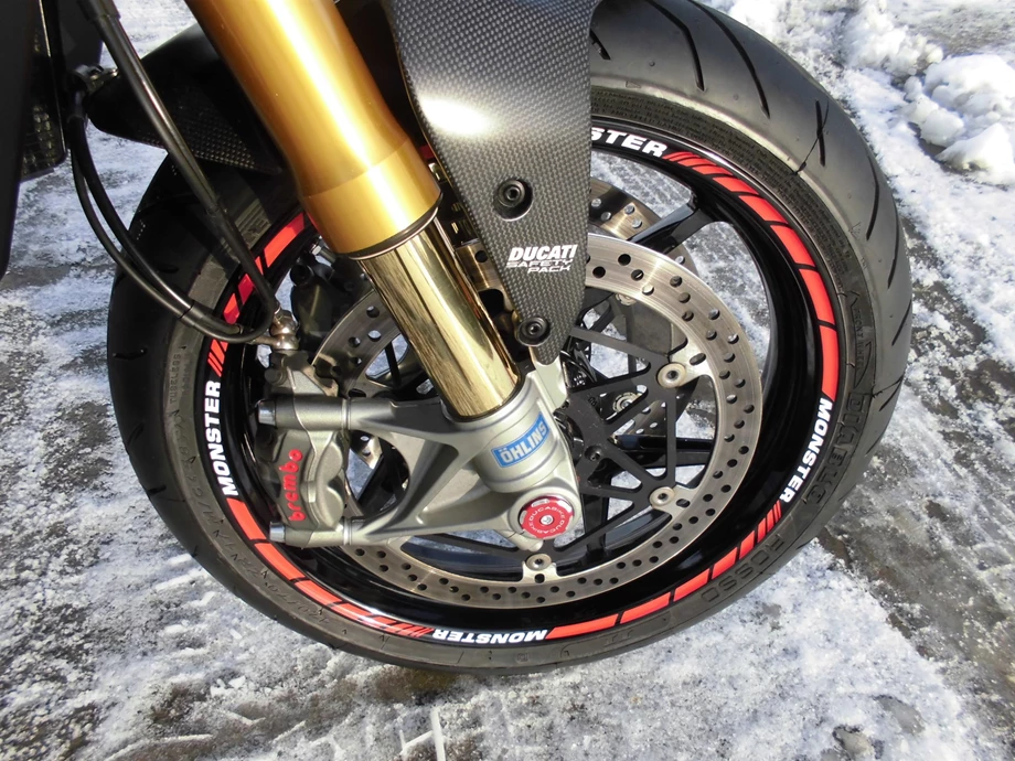 Umbgebautes Motorrad Ducati Monster 1200 S Bild 8: Umbgebautes Motorrad Ducati Monster 1200 S