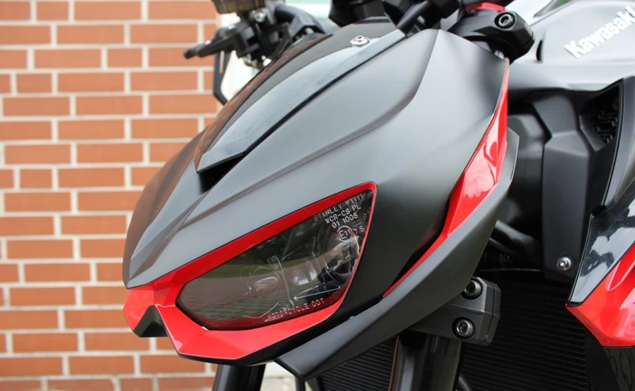 Umbgebautes Motorrad Kawasaki Z1000 Bild 12: Umbgebautes Motorrad Kawasaki Z1000