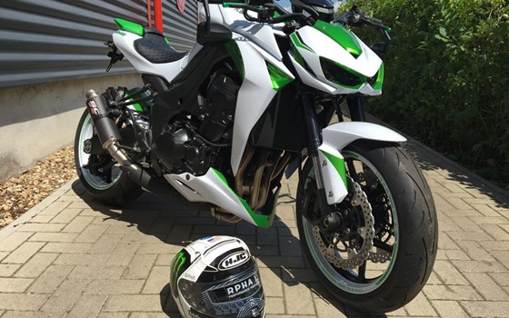 Umgebautes Motorrad Kawasaki Z1000 von BikerWorld Rosenow - Bild 18 Umgebautes Motorrad Kawasaki Z1000 von BikerWorld Rosenow - Bild 18
