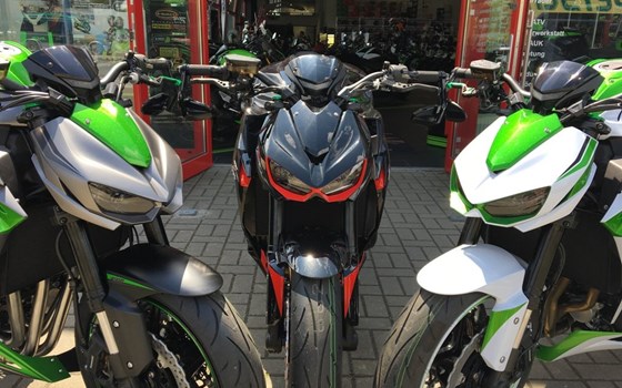 Umgebautes Motorrad Kawasaki Z1000 von BikerWorld Rosenow - Bild 21 Umgebautes Motorrad Kawasaki Z1000 von BikerWorld Rosenow - Bild 21