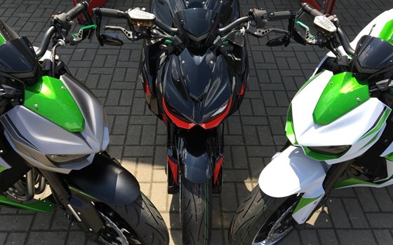 Umgebautes Motorrad Kawasaki Z1000 von BikerWorld Rosenow - Bild 22 Umgebautes Motorrad Kawasaki Z1000 von BikerWorld Rosenow - Bild 22
