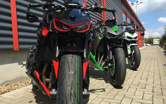 Umgebautes Motorrad Kawasaki Z1000 von BikerWorld Rosenow - Bild 28 Umgebautes Motorrad Kawasaki Z1000 von BikerWorld Rosenow - Bild 28