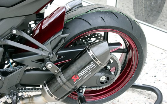 Umgebautes Motorrad Kawasaki Z1000 von BikerWorld Rosenow - Bild 1 Umgebautes Motorrad Kawasaki Z1000 von BikerWorld Rosenow - Bild 1