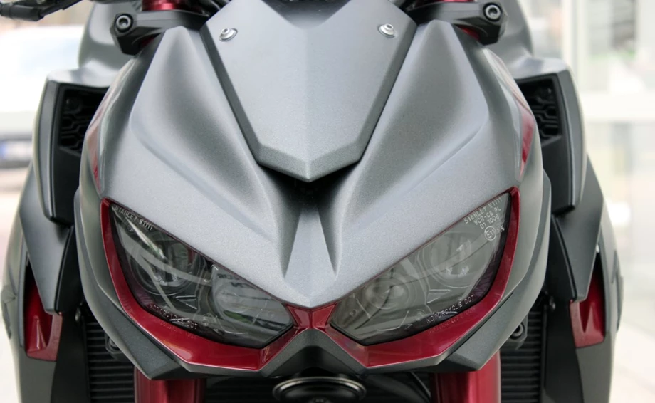 Umbgebautes Motorrad Kawasaki Z1000 Bild 8: Umbgebautes Motorrad Kawasaki Z1000