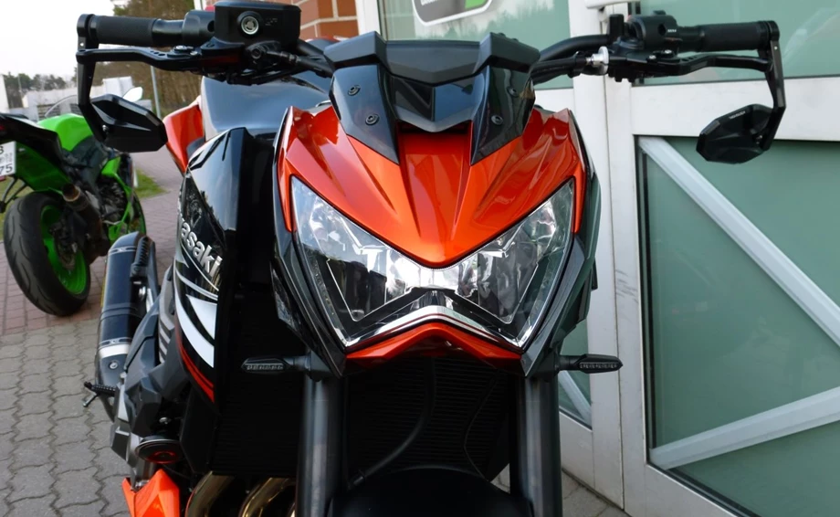 Umbgebautes Motorrad Kawasaki Z 800 Bild 11: Umbgebautes Motorrad Kawasaki Z 800