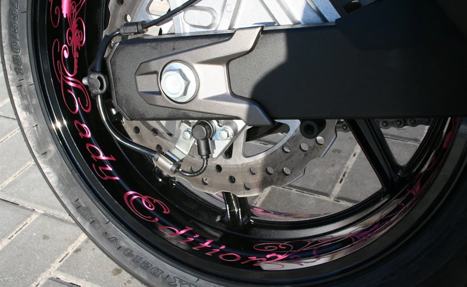 Umbgebautes Motorrad Kawasaki Z 800 e Bild 11: Umbgebautes Motorrad Kawasaki Z 800 e