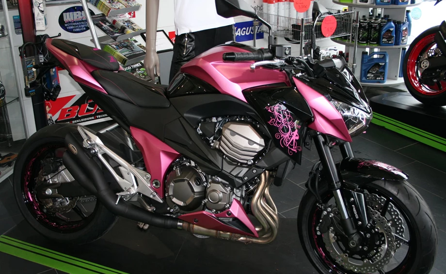 Umbgebautes Motorrad Kawasaki Z 800 e Bild 2: Umbgebautes Motorrad Kawasaki Z 800 e