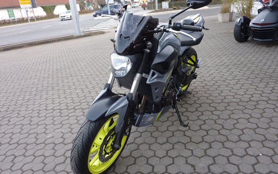 Umgebautes Motorrad Yamaha MT-07 von Zweirad-Center Zöller - Bild 8 Umgebautes Motorrad Yamaha MT-07 von Zweirad-Center Zöller - Bild 8