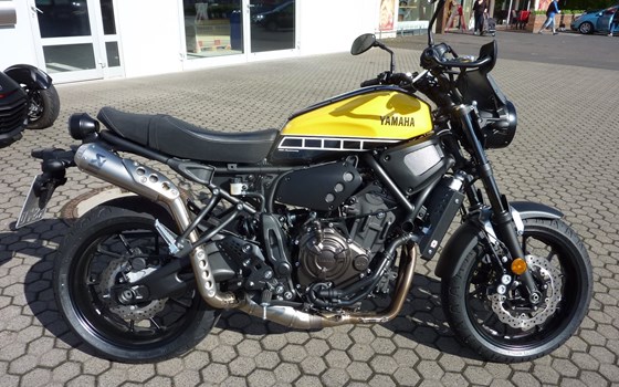 Umgebautes Motorrad Yamaha XSR700 von Zweirad-Center Zöller - Bild 1 Umgebautes Motorrad Yamaha XSR700 von Zweirad-Center Zöller - Bild 1