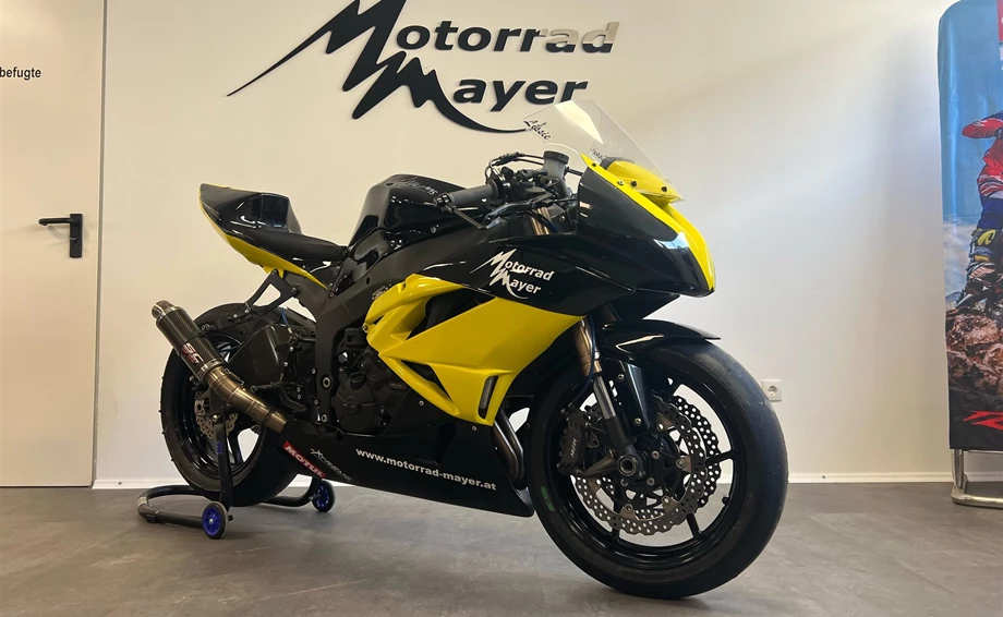 Umbgebautes Motorrad Kawasaki Ninja ZX-6R Bild 1: Umbgebautes Motorrad Kawasaki Ninja ZX-6R