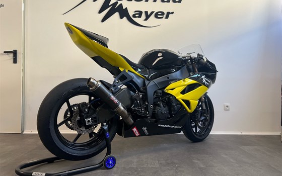 Umgebautes Motorrad Kawasaki Ninja ZX-6R von Motorrad Mayer - Bild 2 Umgebautes Motorrad Kawasaki Ninja ZX-6R von Motorrad Mayer - Bild 2
