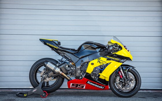 Umgebautes Motorrad Kawasaki Ninja ZX-10R von Motorrad Mayer - Bild 1 Umgebautes Motorrad Kawasaki Ninja ZX-10R von Motorrad Mayer - Bild 1