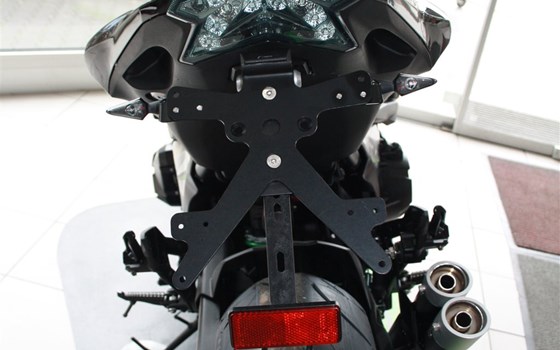 Umgebautes Motorrad Kawasaki Z 800 von Zweirad Waibel GmbH & Co. KG - Bild 13 Umgebautes Motorrad Kawasaki Z 800 von Zweirad Waibel GmbH & Co. KG - Bild 13