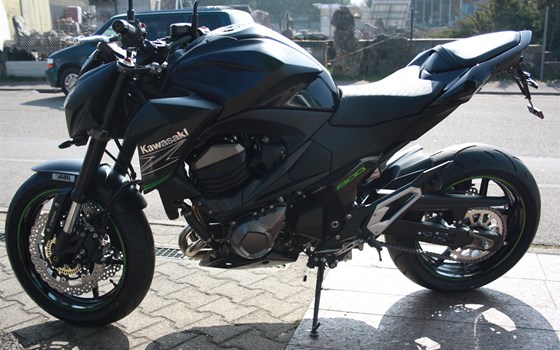 Umgebautes Motorrad Kawasaki Z 800 von Zweirad Waibel GmbH & Co. KG - Bild 7 Umgebautes Motorrad Kawasaki Z 800 von Zweirad Waibel GmbH & Co. KG - Bild 7