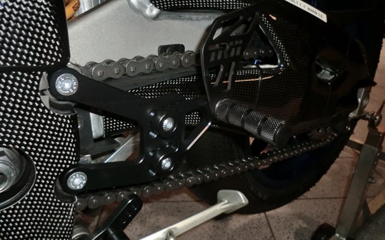 Umgebautes Motorrad Yamaha R1M von MOTO-VÖLKL - Völkl GmbH - Bild 11 Umgebautes Motorrad Yamaha R1M von MOTO-VÖLKL - Völkl GmbH - Bild 11