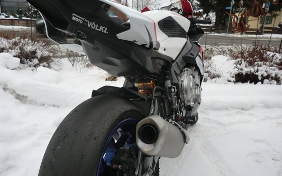 Umgebautes Motorrad Yamaha R1M von MOTO-VÖLKL - Völkl GmbH - Bild 6 Umgebautes Motorrad Yamaha R1M von MOTO-VÖLKL - Völkl GmbH - Bild 6