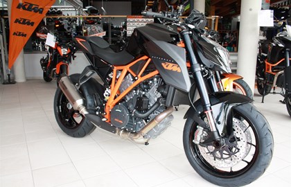 KTM 1290 Super Duke R Custom Bike KTM 1290 Super Duke R Custom Bike