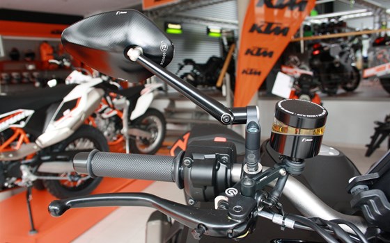 Umgebautes Motorrad KTM 1290 Super Duke R von Zweirad Waibel GmbH & Co. KG - Bild 2 Umgebautes Motorrad KTM 1290 Super Duke R von Zweirad Waibel GmbH & Co. KG - Bild 2