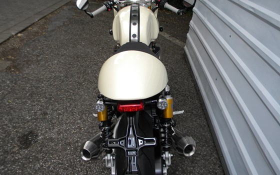 Umgebautes Motorrad Triumph Thruxton 1200R von Mansour Motorradtechnik - Bild 7 Umgebautes Motorrad Triumph Thruxton 1200R von Mansour Motorradtechnik - Bild 7